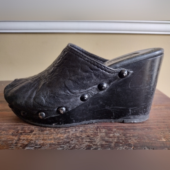 Salpy Black Leather Studded Open Toe Wedge Mules Size 9 - Picture 2 of 11